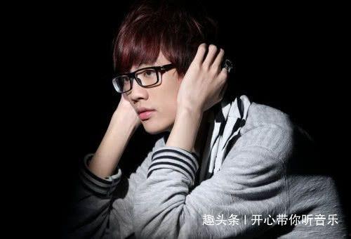 许嵩网友爆料视频大全,揭秘音乐才子背后的故事